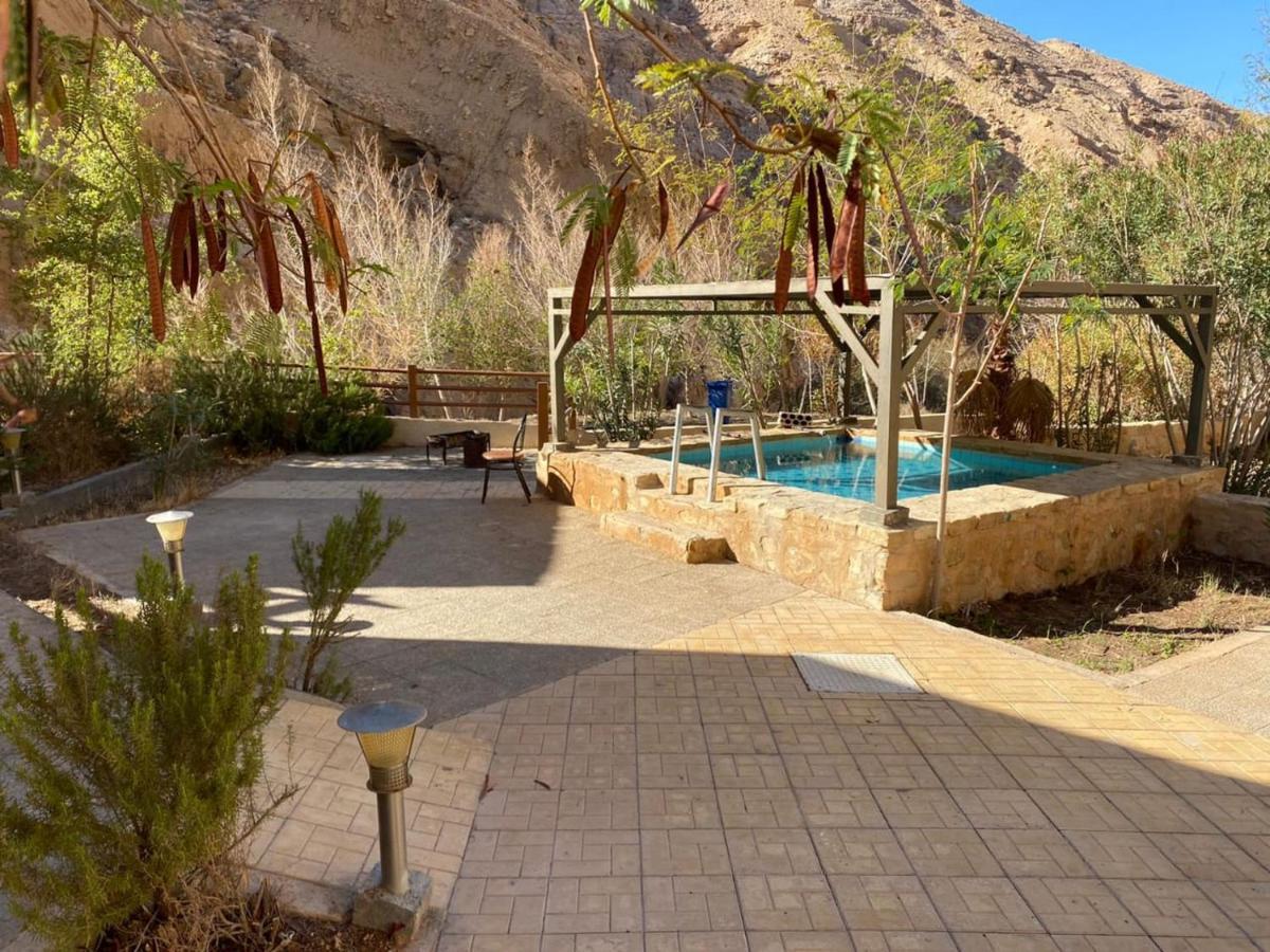Afra Hot Springs Chalets At-Tafilah ภายนอก รูปภาพ