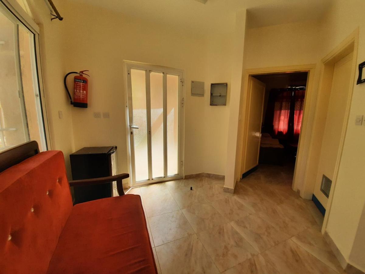 Afra Hot Springs Chalets At-Tafilah ภายนอก รูปภาพ