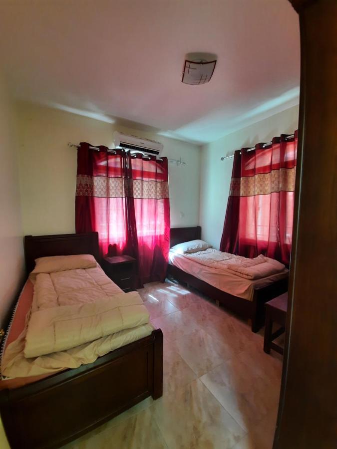 Afra Hot Springs Chalets At-Tafilah ภายนอก รูปภาพ